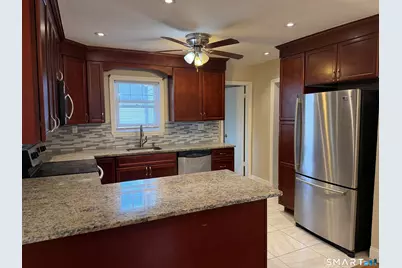 65 Cornhill Street, Bridgeport, CT 06606 - Photo 2