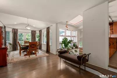 21 Hampton Lane, New Canaan, CT 06840 - Photo 10
