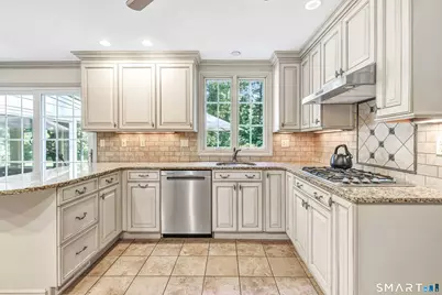 16 Alpine Road, Trumbull, CT 06611 - Photo 12