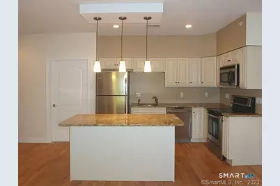 390 Boston Neck Road #1A, Suffield, CT 06078 - Photo 4
