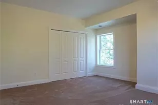 390 Boston Neck Rd, Suffield, CT 06078 - Photo 16