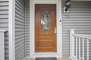 73 Weeping Willow Ln, Fairfield, CT 06825 - Photo 2