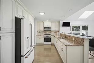 73 Weeping Willow Ln, Fairfield, CT 06825 - Photo 6