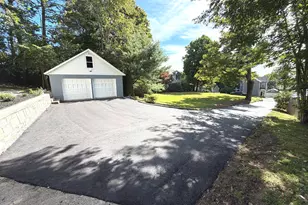 33 Chestnut Grove Rd, Watertown, CT 06795 - Photo 6