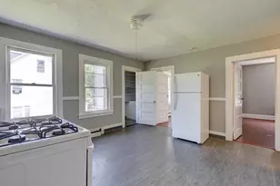 85 Spruce St, Manchester, CT 06040 - Photo 4