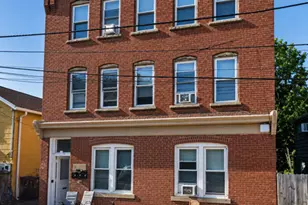 14 Portland St, Middletown, CT 06457 - Photo 1
