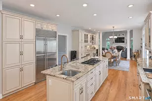 3 Dylan Dr, Newtown, CT 06470 - Photo 8