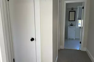 2561 Whitney Ave, Hamden, CT 06518 - Photo 18