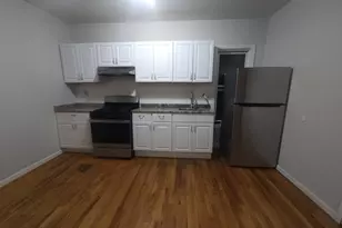 1119 Stratford Ave, Bridgeport, CT 06607 - Photo 2