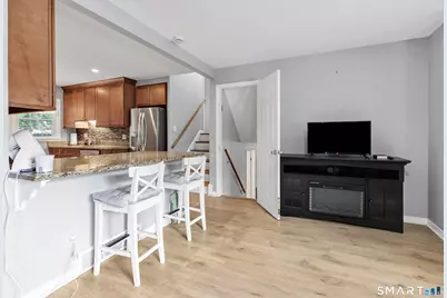 59 Springwood Drive, Trumbull, CT 06611 - Photo 6