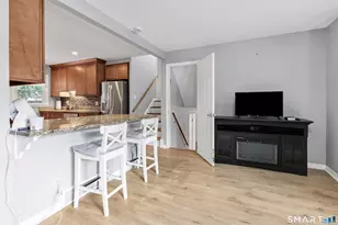 59 Springwood Dr, Trumbull, CT 06611 - Photo 6