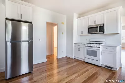 74 Harbor Avenue #2nd floor, Bridgeport, CT 06605 - Photo 8
