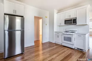 74 Harbor Ave, Bridgeport, CT 06605 - Photo 8