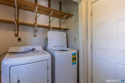 74 Harbor Avenue #2nd floor, Bridgeport, CT 06605 - Photo 16