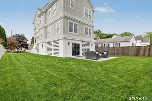 96 Clinton St, Fairfield, CT 06824 - Photo 2