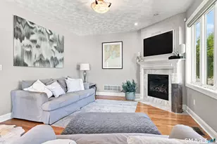 9 Beachside Ave, East Haven, CT 06512 - Photo 14