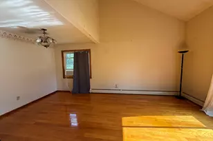 78 Country Club Dr, Windsor, CT 06095 - Photo 4