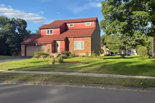78 Country Club Dr, Windsor, CT 06095 - Photo 1
