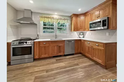 27 Lakes Pond Road, Waterford, CT 06385 - Photo 20