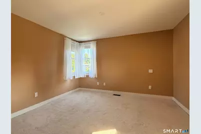 17-19 Wallace Road, Branford, CT 06405 - Photo 12