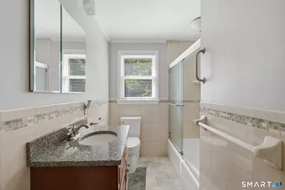 709 Bunker Hill Avenue, Waterbury, CT 06708 - Photo 20