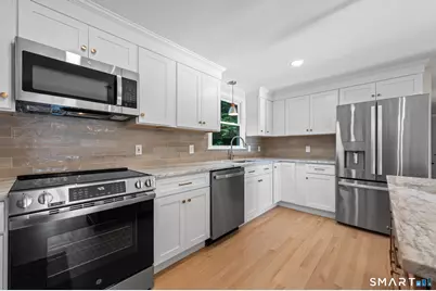 4 Woodcliff Drive, Granby, CT 06035 - Photo 6
