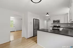 149 Lakeside Blvd E, Waterbury, CT 06708 - Photo 8