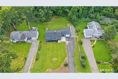 149 Lakeside Boulevard East, Waterbury, CT 06708 - Photo 2