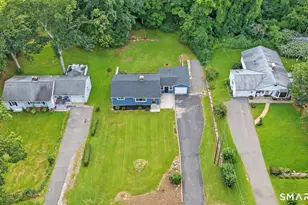 149 Lakeside Blvd E, Waterbury, CT 06708 - Photo 2