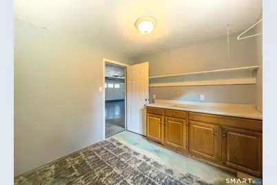 82 Sande Avenue, Waterbury, CT 06710 - Photo 24