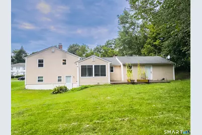 82 Sande Avenue, Waterbury, CT 06710 - Photo 4