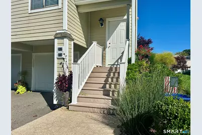 219 Crosswoods Road #219, Branford, CT 06405 - Photo 2