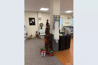 [Address not provided], Hartford, CT 06106 - Photo 4