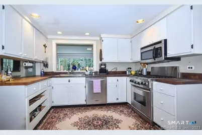 148 Imperial Avenue #1, Westport, CT 06880 - Photo 8