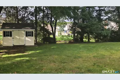121 Carriage Drive, Manchester, CT 06040 - Photo 2
