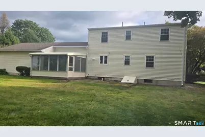 121 Carriage Drive, Manchester, CT 06040 - Photo 4