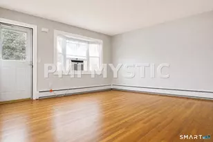 90 Nantucket Dr, Groton, CT 06355 - Photo 2
