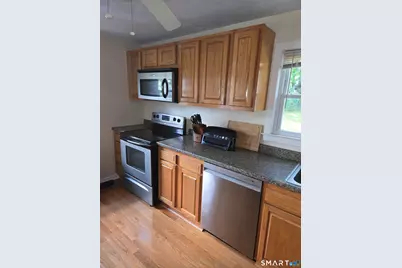 15 Broadvale Road, Meriden, CT 06450 - Photo 12