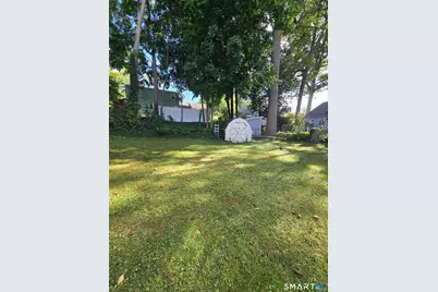 15 Broadvale Road, Meriden, CT 06450 - Photo 6