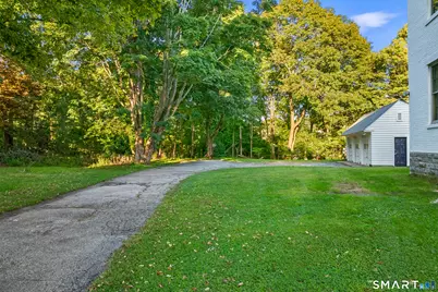 161 Broadway #1, Norwich, CT 06360 - Photo 2