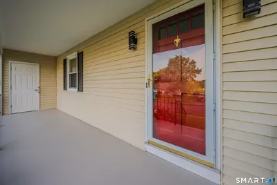 132 Hollyberry Lane, Plainville, CT 06062 - Photo 4