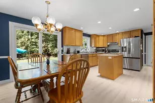 25 Wagon Hill Ln, Avon, CT 06001 - Photo 22