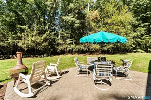 25 Wagon Hill Ln, Avon, CT 06001 - Photo 6