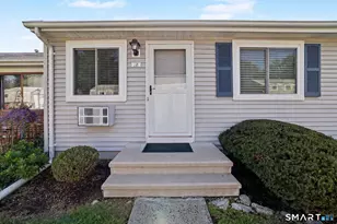 18 Heritage Woods, Wallingford, CT 06492 - Photo 2