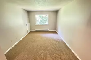 515 Scott Rd, Waterbury, CT 06705 - Photo 12