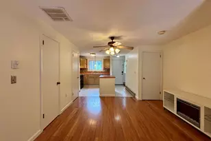 231 Boston Post Rd, East Lyme, CT 06333 - Photo 8