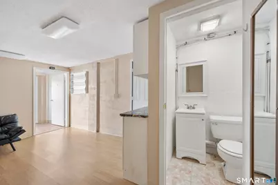 670 Newfield Street #2, Middletown, CT 06457 - Photo 6