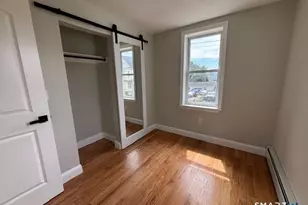 219 Adams St, Bridgeport, CT 06607 - Photo 24