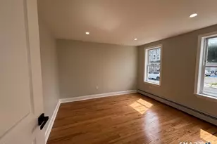 219 Adams St, Bridgeport, CT 06607 - Photo 10