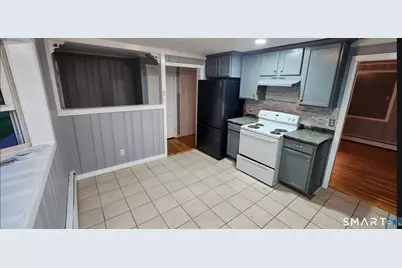 18 Allen Court #7/g, Meriden, CT 06451 - Photo 6